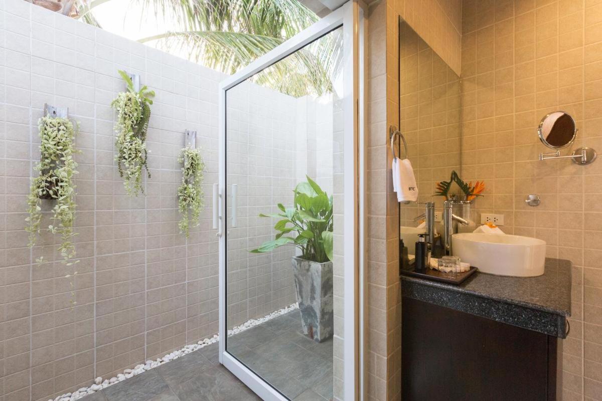 Baan Tawan Chai Villa